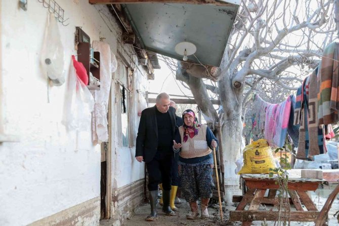 Selin Vurduğu Sarayköy’de Yaralar Sarılıyor