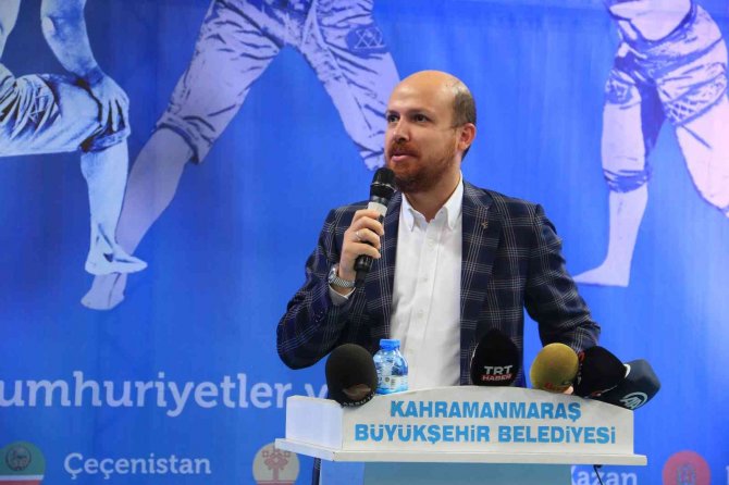Erdoğan: “Bir Milletin Kimliğini Koruması Geleneksel Değerlerini Koruması İle Olur”