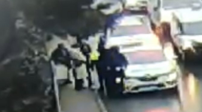 Etiler’de Hareketli Anlar, Polis, Yaşlıları 1 Milyon Lira Dolandıran Şahsı Suçüstü Yakaladı