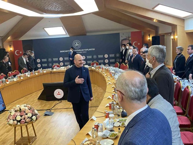 İ̇çişleri Bakanı Süleyman Soylu, Muhtarlarla Bir Araya Geldi
