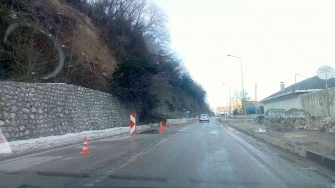 Kastamonu’da Eriyen Kar Heyelana Sebep Oldu