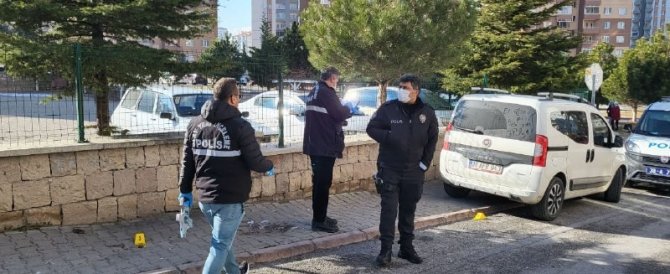 Boşanma Aşamasındaki Kocasını Tabancayla Ağır Yaraladı