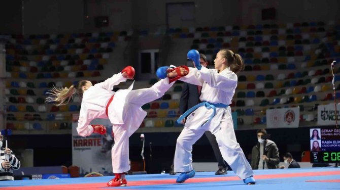 Karatenin Şampiyonları Kocaeli’de Belirlendi