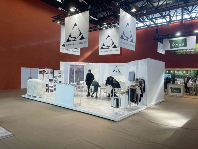 Fransa 2023 İ̇lkbahar-yaz Sezonunu Türk Kıyafetleriyle Karşılayacak