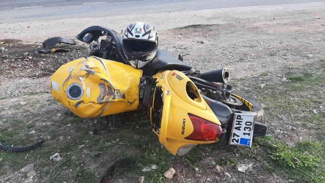 Motosikletin Traktöre Çarptığı Feci Kaza Güvenlik Kamerasında