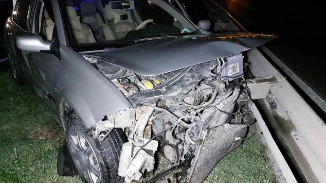 Cenazeden Dönen Aile Kaza Yaptı