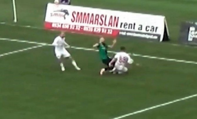 Sakaryaspor Kulüp Başkanı Genç’ten Hakem İsyanı