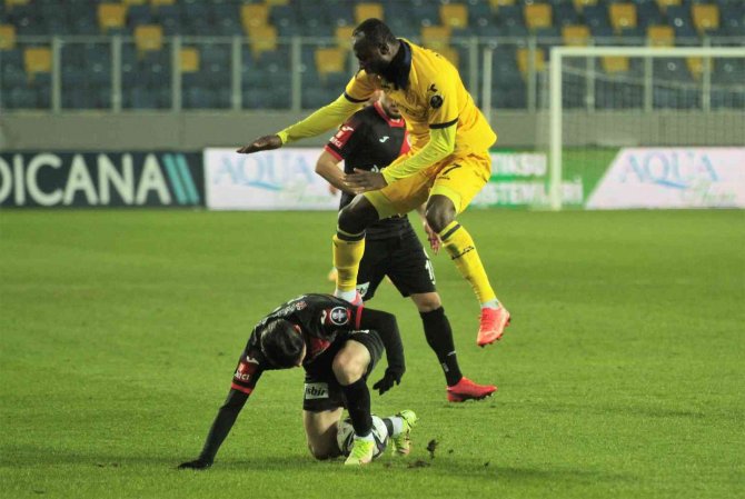 Spor Toto 1. Lig: Gençlerbirliği: 0 - Ankaragücü: 3