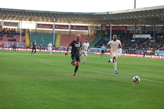 Spor Toto Süper Lig: Alanyaspor: 1 - Galatasaray: 1 (Maç Sonucu)