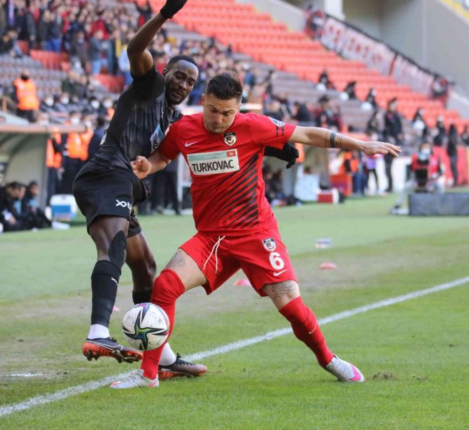 Sivasspor’un Galibiyet Hasreti 4 Maça Çıktı