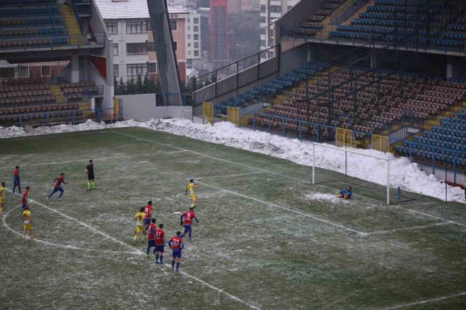Tff 3. Lig: Kardemir Karabükspor: 0 - Ağrı 1970 Spor: 6