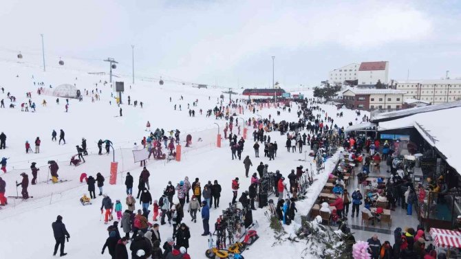 Erciyes Sömestirde 350 Bin Misafir Ağırladı