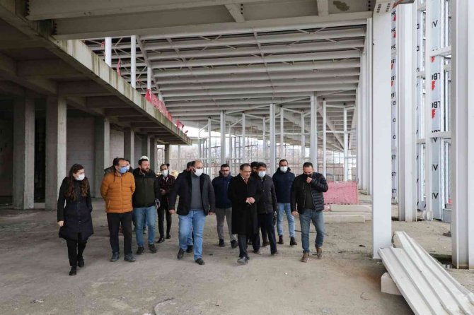 Başkan Demir: “Dört Bir Koldan Çalışıyoruz”