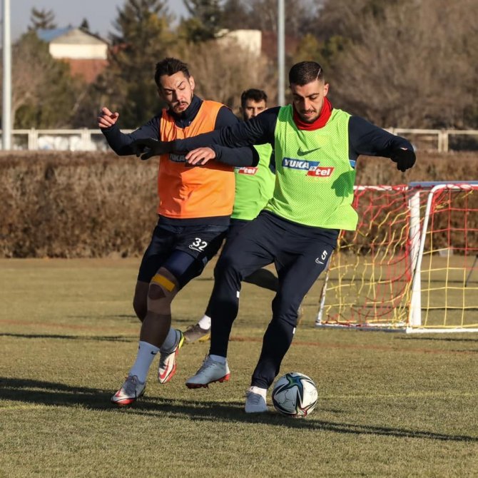 Kayserispor’da Fenerbahçe Mesaisi Devam Ediyor