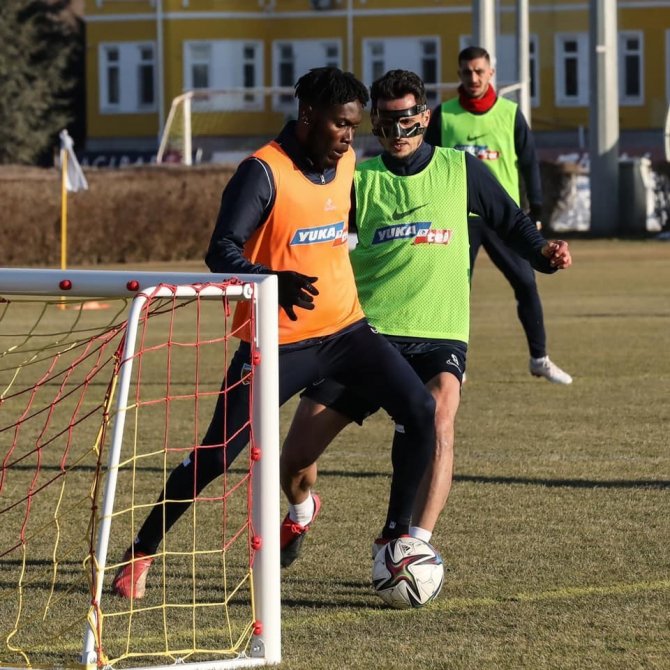 Kayserispor’da Fenerbahçe Mesaisi Devam Ediyor