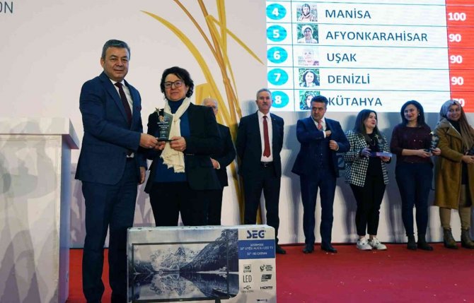 Muğlalı Kadın Çiftçi Bilgi Yarışmasında Birinci Oldu