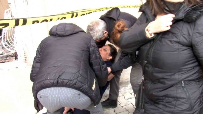 Üsküdar’da Doğal Gaz Patlamasının Meydana Geldiği Bina Havadan Görüntülendi