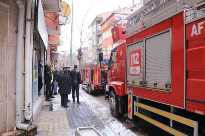 Yangından Kurtarılan 89 Yaşındaki Adam Hayata 3 Gün Tutunabildi