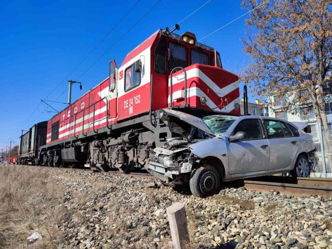 Başkent’te Tren Kazası: 1 Ölü, 2 Yaralı