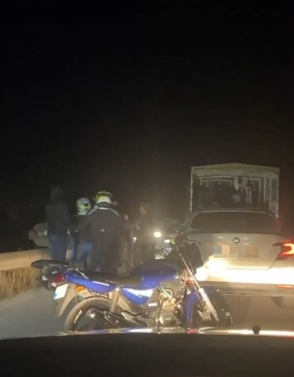 Antalya’da Su Kanalına Adam Atma Kavgası