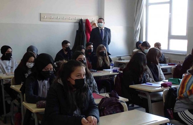 Havran’da Yeni Eğitim Öğretim Dönemi Başladı