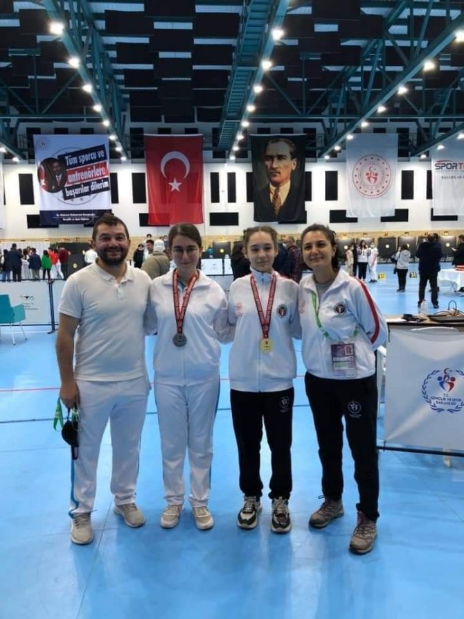 Bartınlı Okçu Sporcu Şimal Gümüş Madalya Kazandı