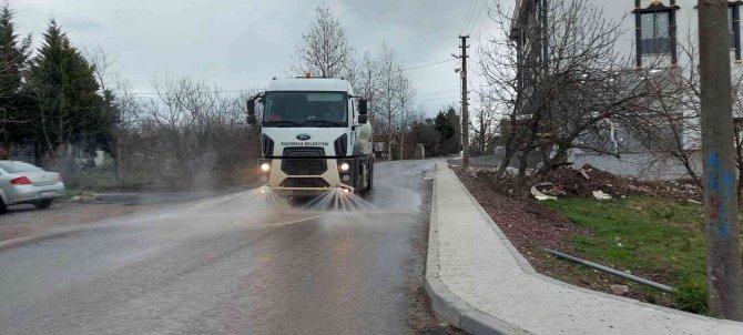 Başiskele’de Bakım, Onarım Ve Temizlik Çalışmaları Devam Ediyor