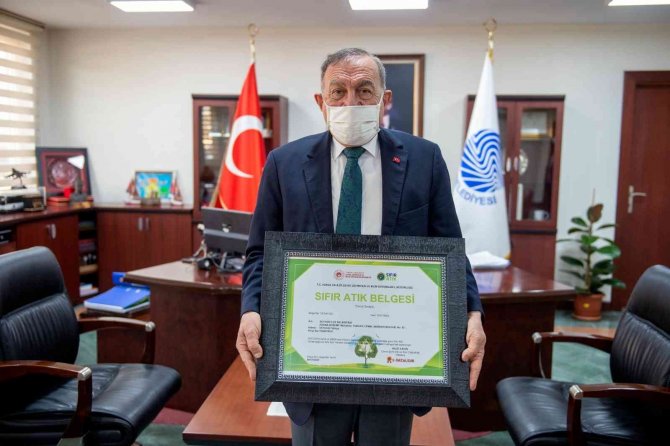 Seyhan’ın Atık Yönetim Modeline "Sıfır Atık Belgesi"
