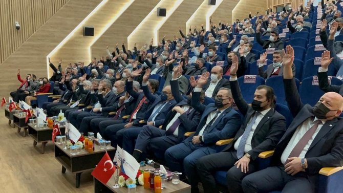 Başkan Küpeli Güven Tazeledi