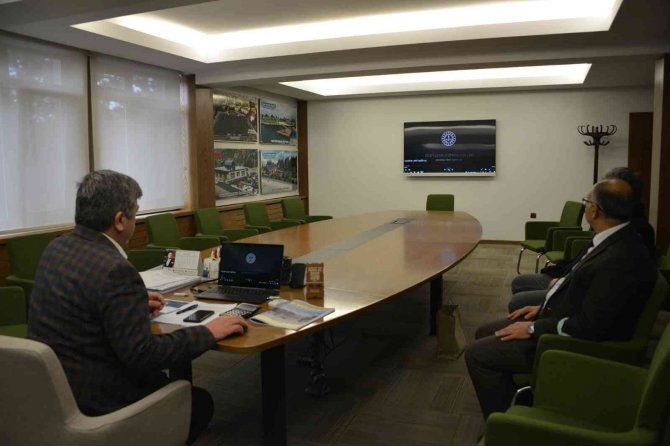 Gediz’de “Hayatına Yeni Sayfa Aç” Projesi