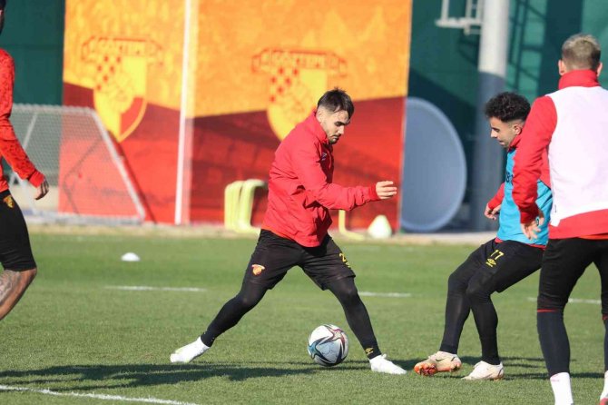 Göztepe’de Beşiktaş Mesaisi Başladı