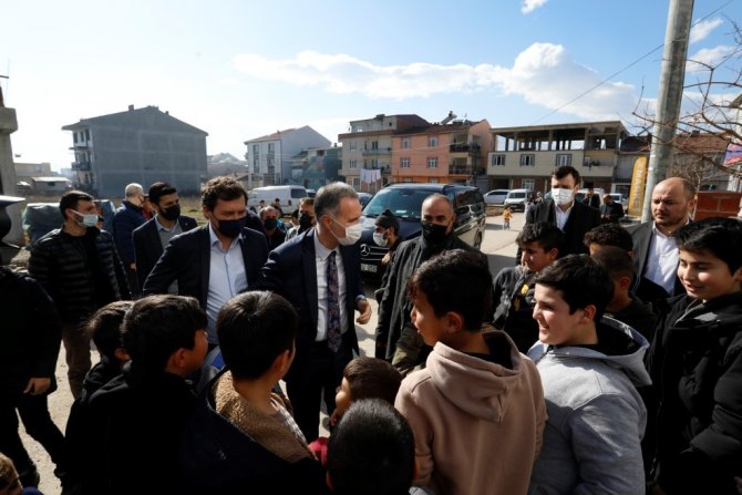 İ̇negöl’ün 3. Nöbetçi Kütüphanesi Açıldı
