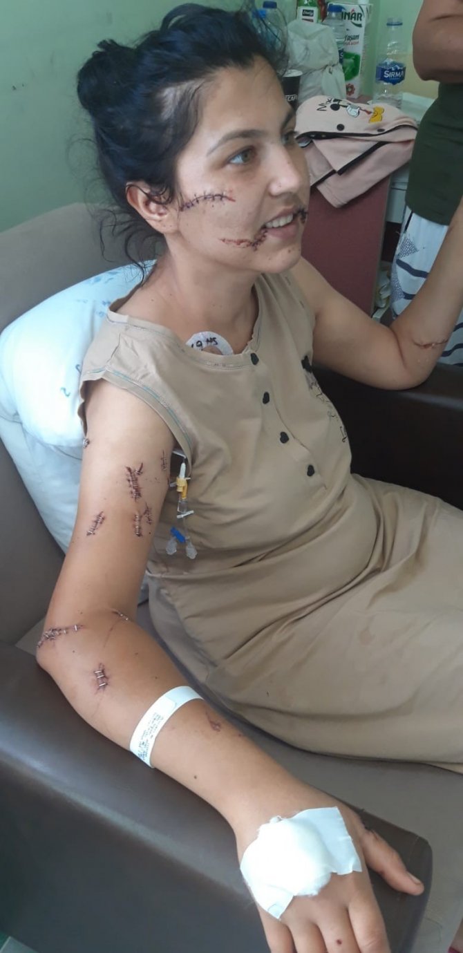 Genç Kadının Darp Davasında 9 Yaşındaki Çocuk Uzman Eşliğinde Dinlendi