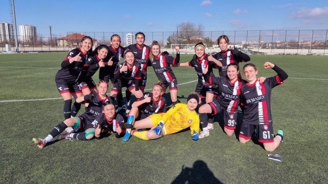 Kadınlar 2. Futbol Ligi