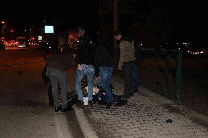 İ̇l Emniyet Müdürlüğü Yakınında Unutulan Valiz Ekipleri Harekete Geçirdi