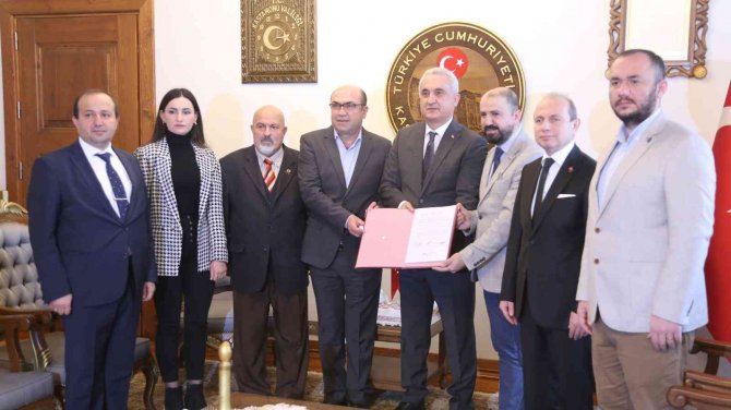 100 Yıllık Tarih Sanal Kütüphaneye Taşınıyor