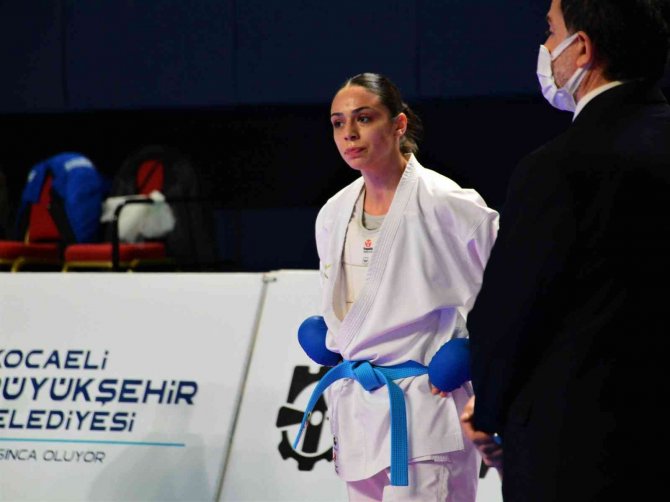 En Büyük Hayaline Kavuşunca Mutluluk Gözyaşları Döktü