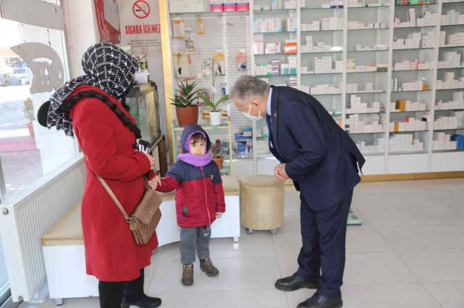 Büyükkılıç’tan Aile Sağlığı Merkezine Ve Eczanelere Ziyaret