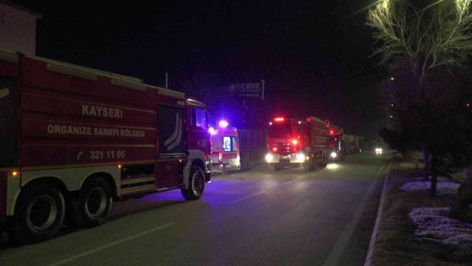 Kayseri’de Fabrika Yangını