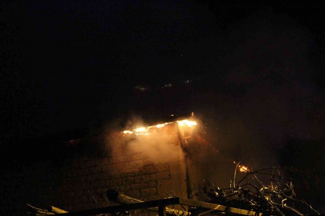 Kilis’te Korkutan Yangın