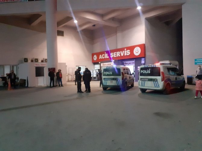 Alkollü Şahıslar Hastanede Kavga Çıkardı: 2 Gözaltı