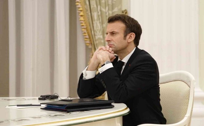Kremlin Sarayı’nda Putin-macron Görüşmesi Başladı