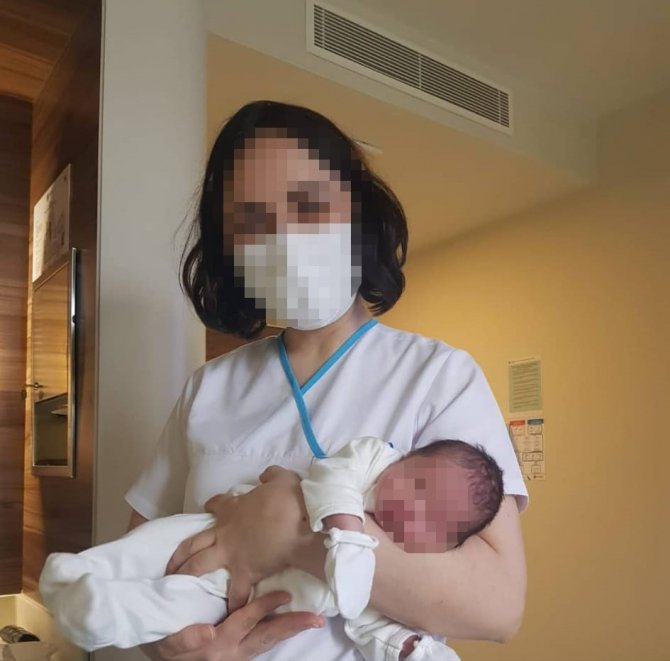 Maltepe’de Koca Dehşeti, Önce Hemşire Eşini Öldürmeye Kalktı, Sonra İntihar Etti