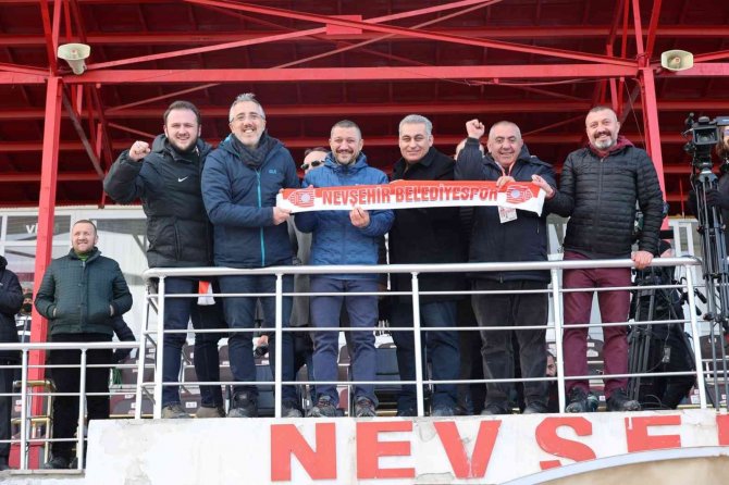 Savran: "Şampiyonluk İçin Kenetlenme Zamanı"