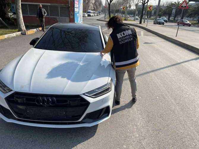 İ̇stanbul Emniyetinden "Lüks Otomobil" Kaçakçılarına Operasyon