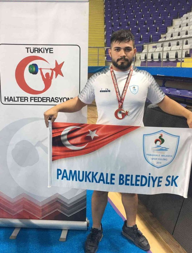 Pamukkaleli Halterci Türkiye 3. Oldu