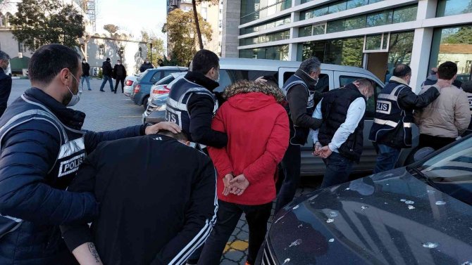 26 Yaşındaki Gencin Tuzağa Düşürülerek Öldürülmesinde 6 Kişi Tutuklandı