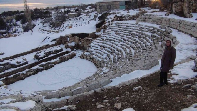 Silifke’nin Efes’i Kışın Bir Başka Güzel