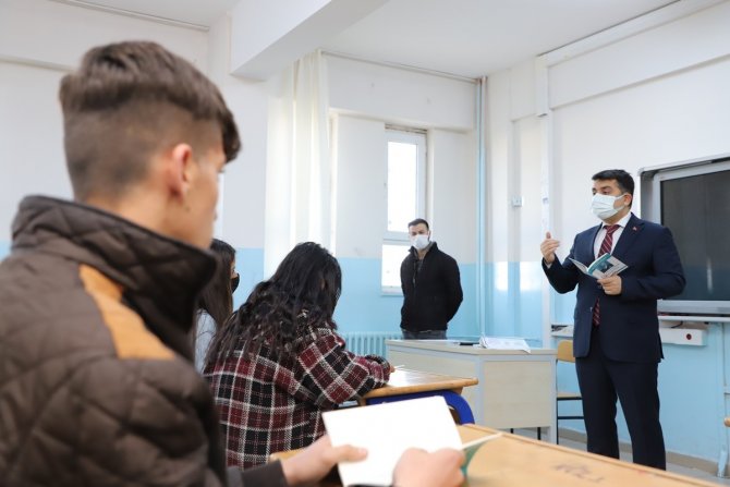 Yarıyıl Tatili Bitti, Kaymakam Tunç, Öğrencilerle Bir Araya Geldi