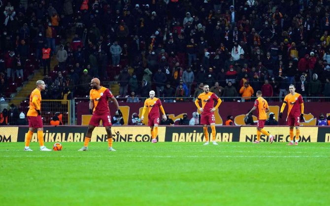 Süper Lig’de Bir İlk Yaşanıyor, 3 Büyükler Zirvenin Uzağında Kaldı